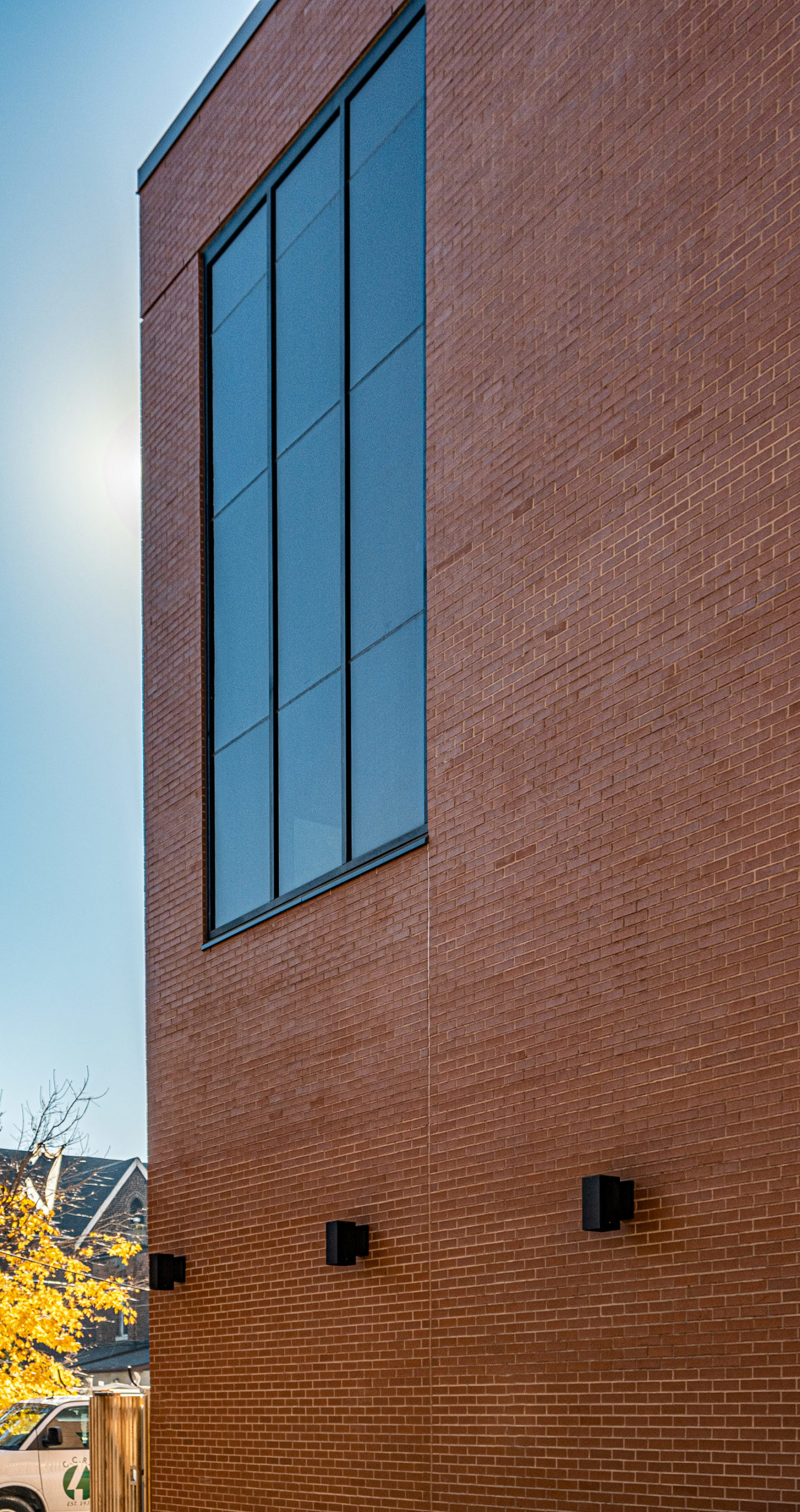 Exterior Kwong Centre for Mental Health & Wellness, Gordon + Gordon Group